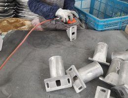 தலைமையில் தெரு விளக்கு கைப்பிடி