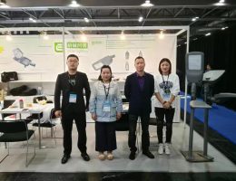 எங்கள் அணி