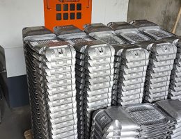 இறக்க அலுமினிய உடல்
